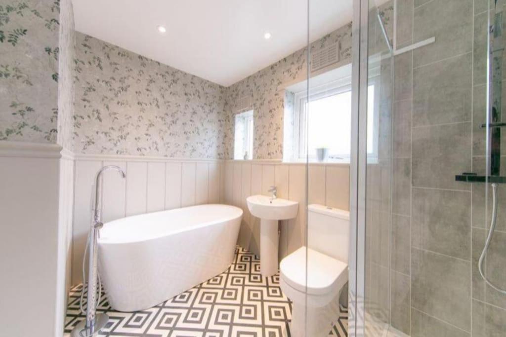 Recently Refurbished Home. Poulton-le-Fylde المظهر الخارجي الصورة