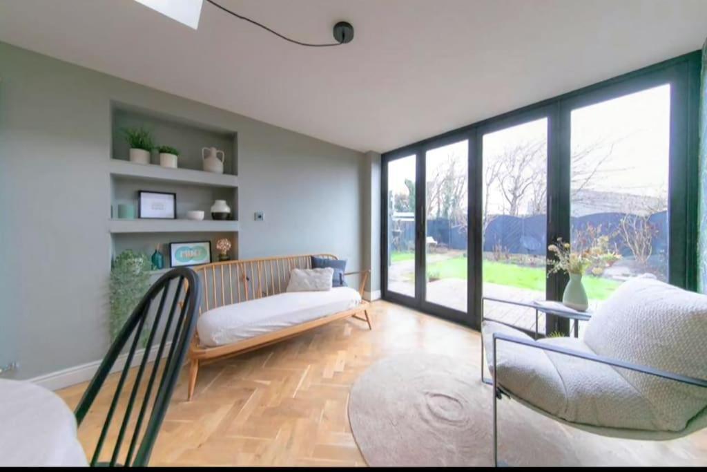 Recently Refurbished Home. Poulton-le-Fylde المظهر الخارجي الصورة